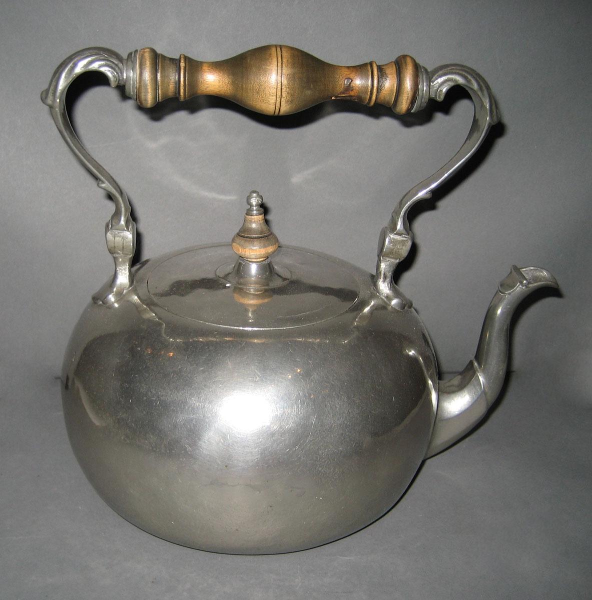 1958.2336 A, B Kettle
