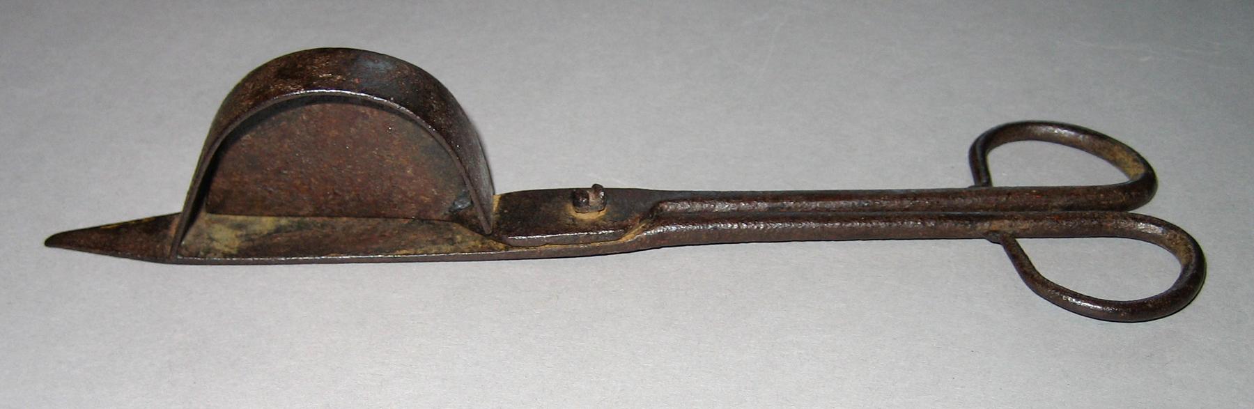 1958.2343 Snuffer
