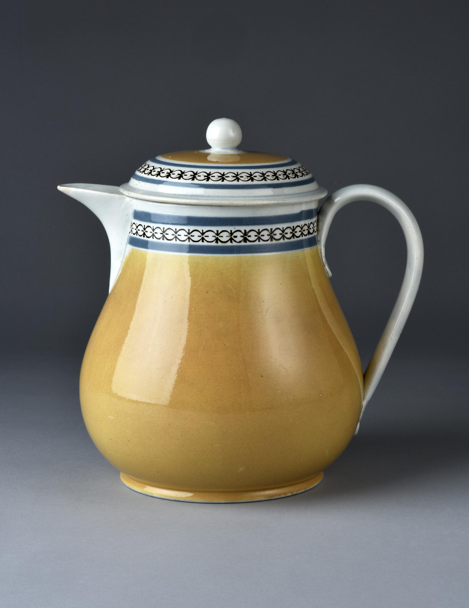 2007.0028.005 A Jug, B Lid, view 1