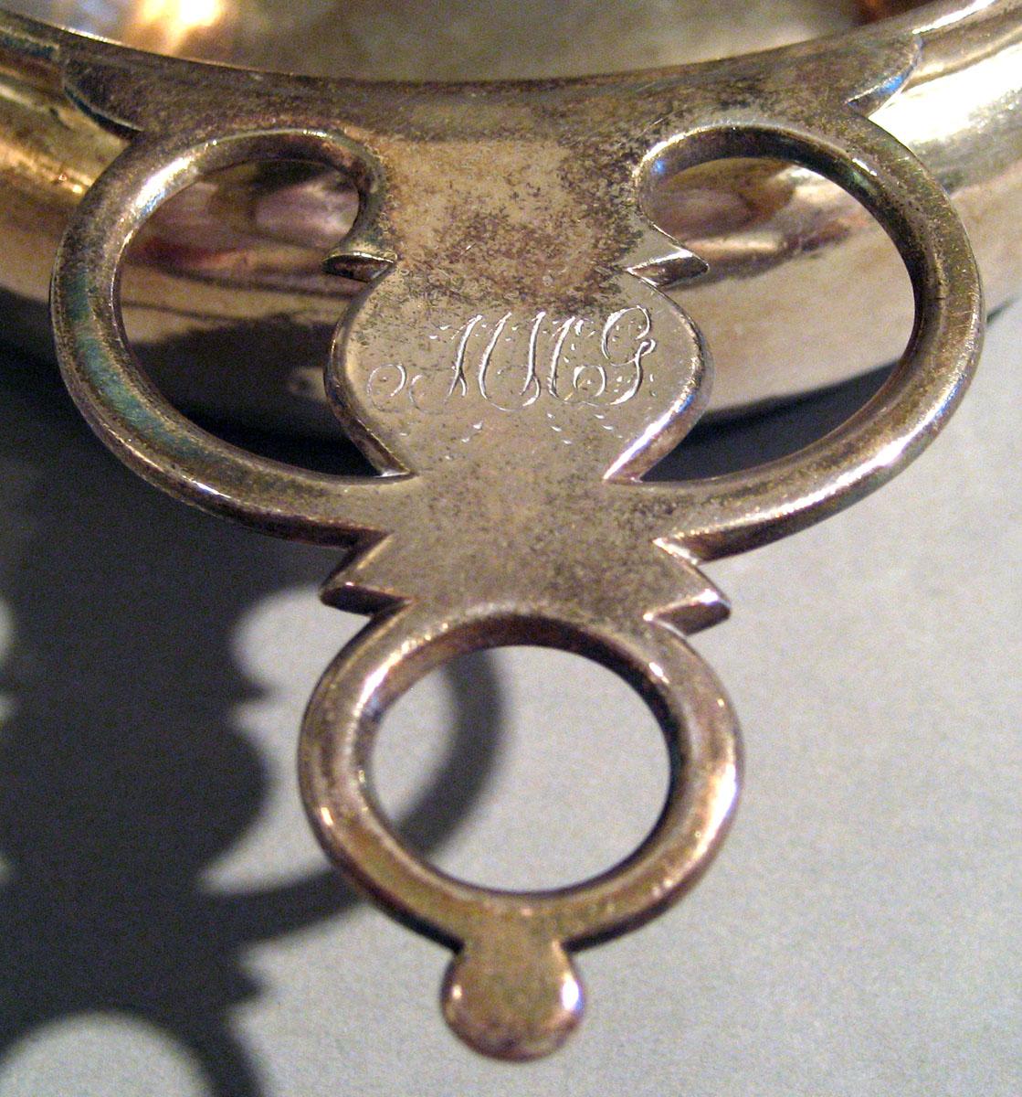 2008.0045.002.001 Silver Porringer handle detail