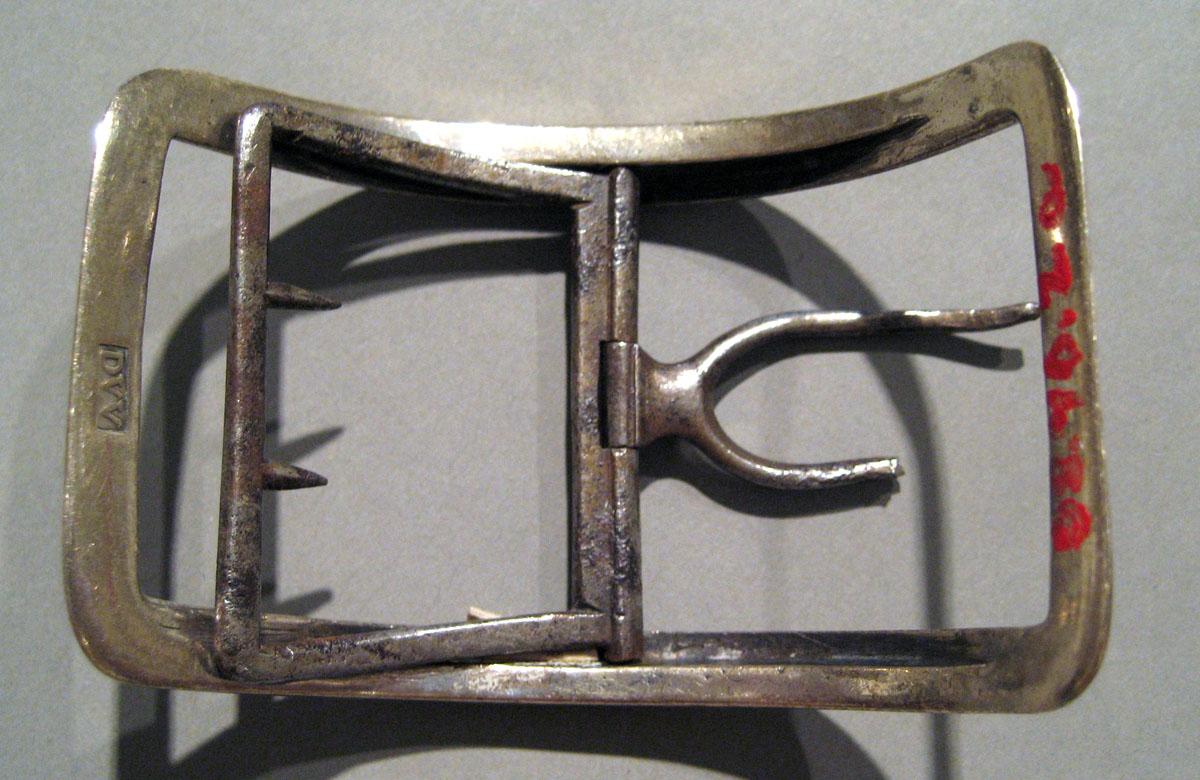 2008.0046.002 A Silver Buckle underside