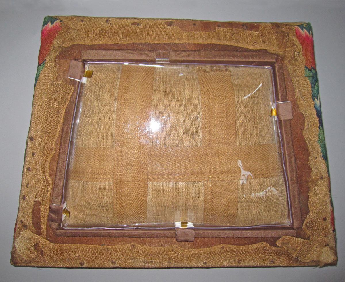 2008.0001.002 B Slip seat view 2