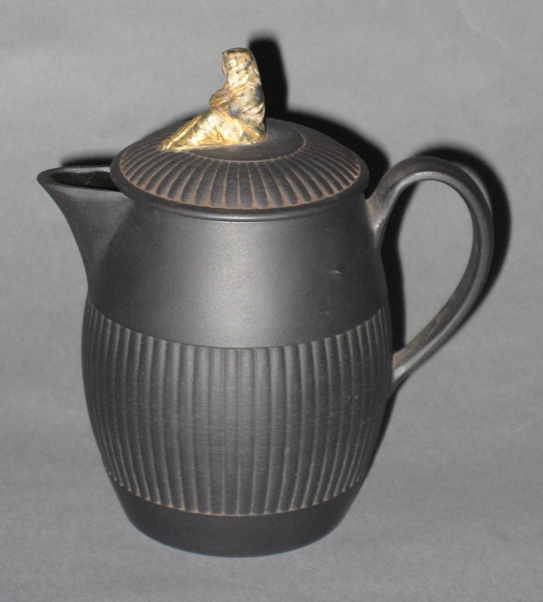 2008.0012.003 A, B Basalt cream jug