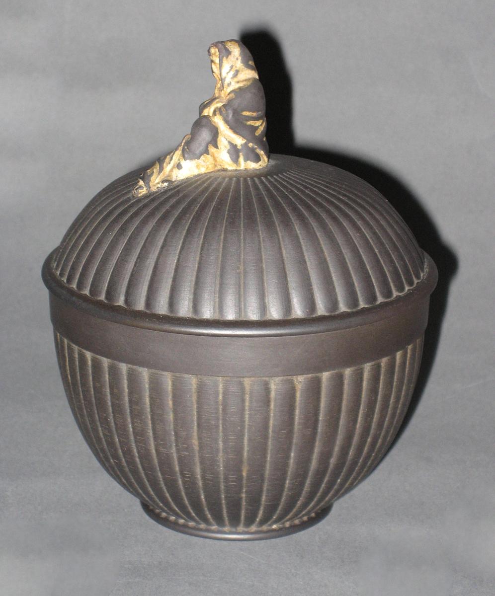 2008.0012.003 A, B Basalt sugar bowl