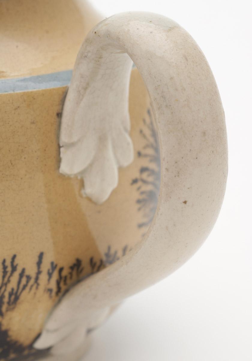 2008.0003.010 Teapot (detail 1)