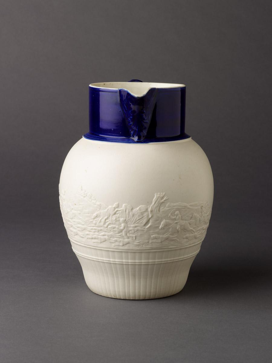 2008.0013.003 Stoneware jug side 2