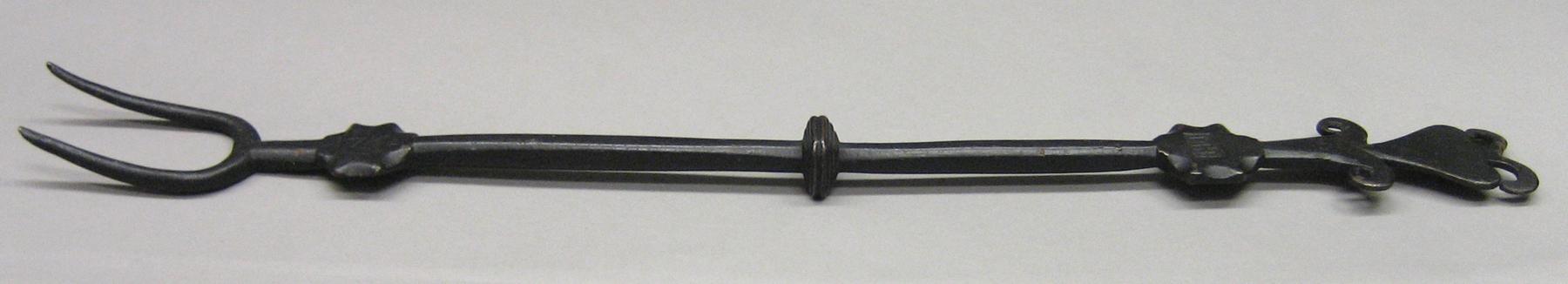 1958.2356 Fork