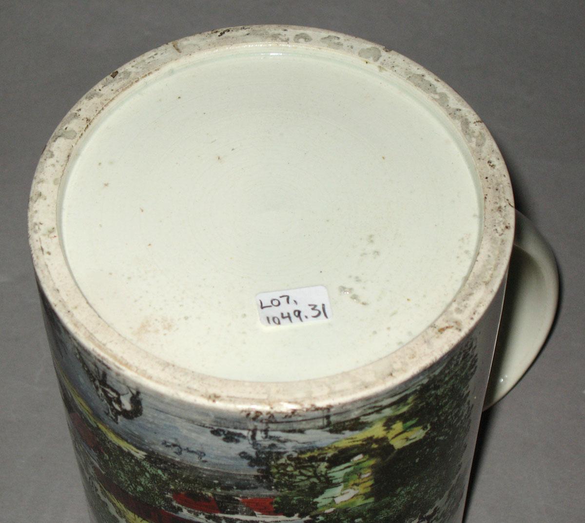 2008.0011.031 Creamware mug, bottom