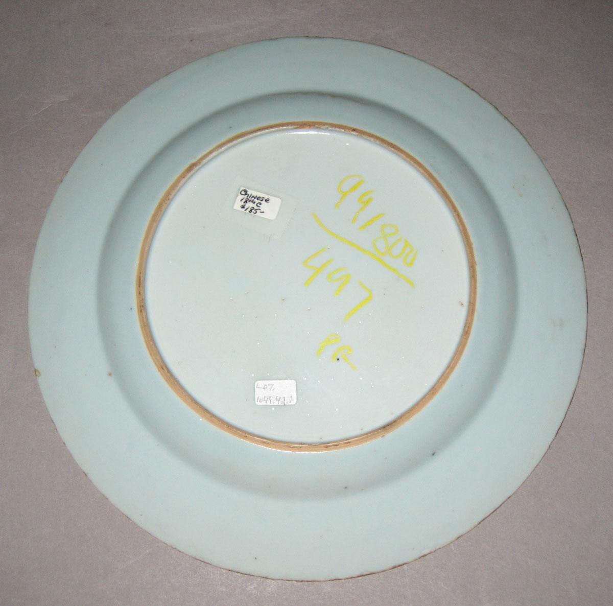 2008.0011.042.001 Porcelain imari plate, back