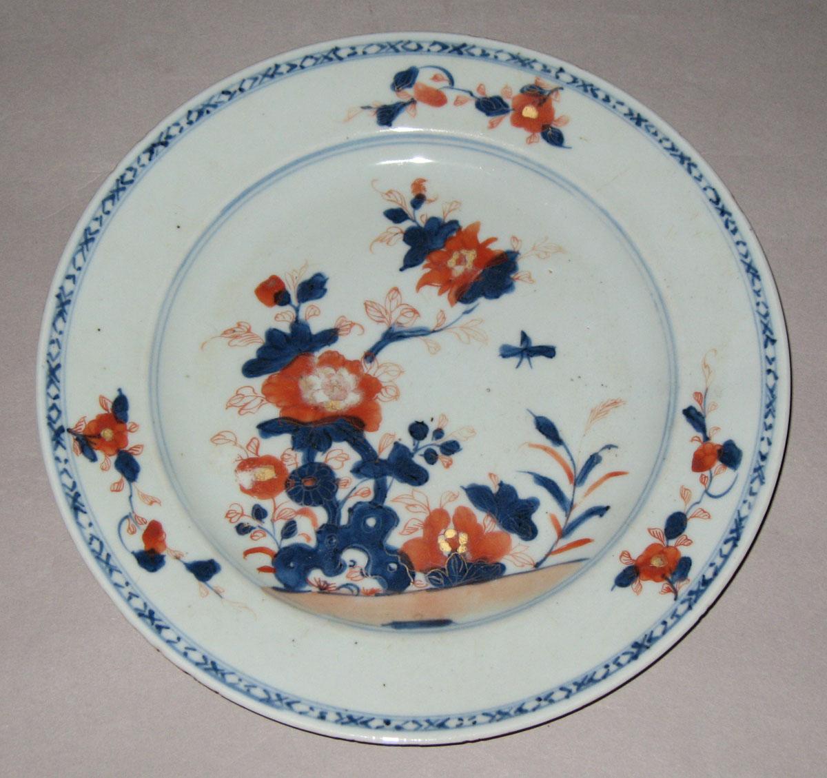 2008.0011.042.002 Porcelain imari plate
