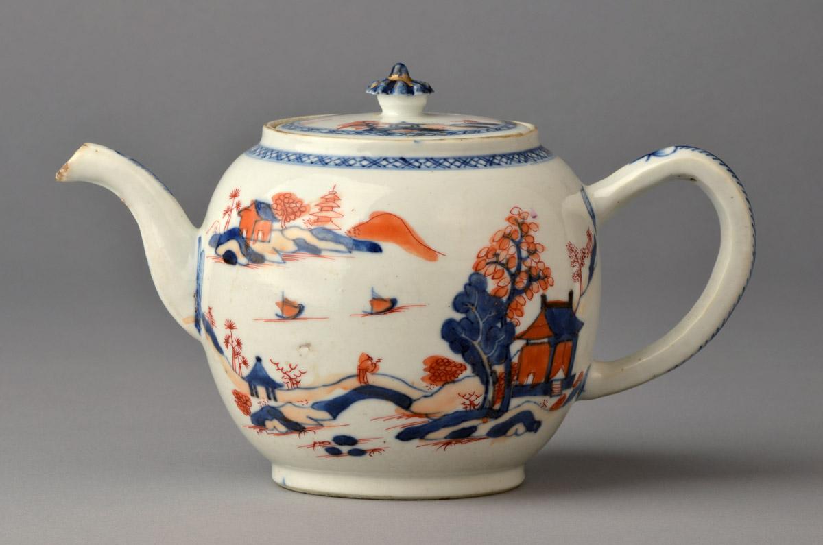 2008.0011.044 A, B Teapot