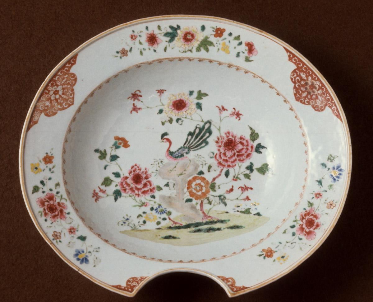 1958.2365 Apothecary bowl, view 2