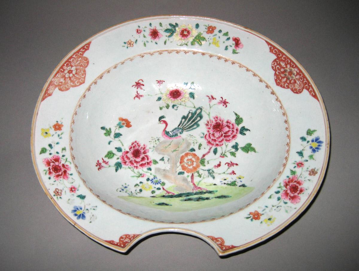 1958.2365 Porcelain Apothecary Bowl