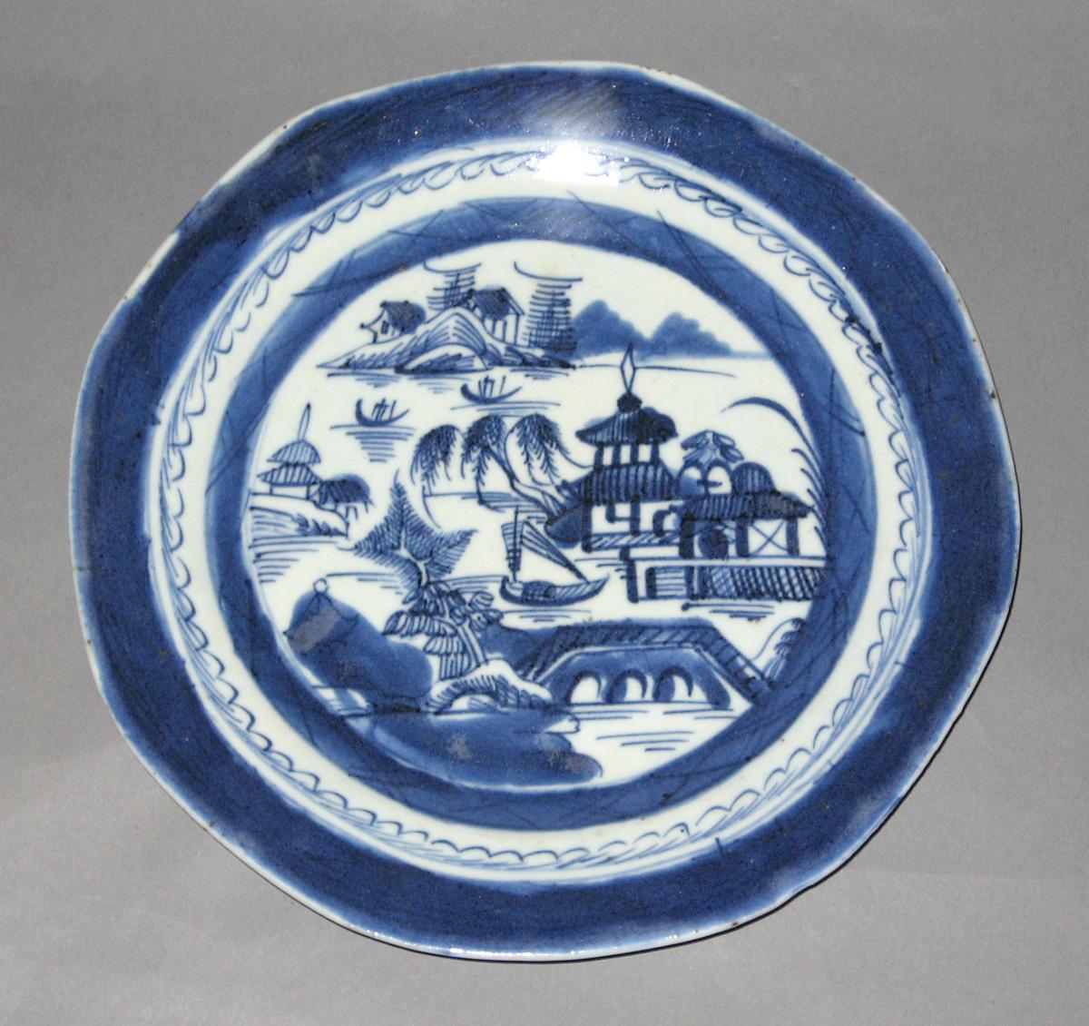 2008.0034.018 Chinese porcelain plate
