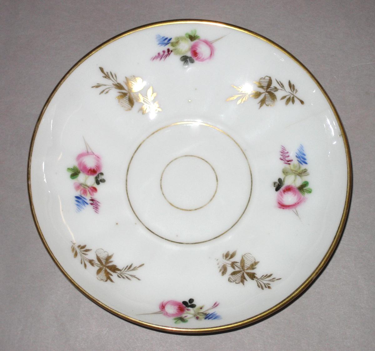 2008.0006.004 Porcelain saucer