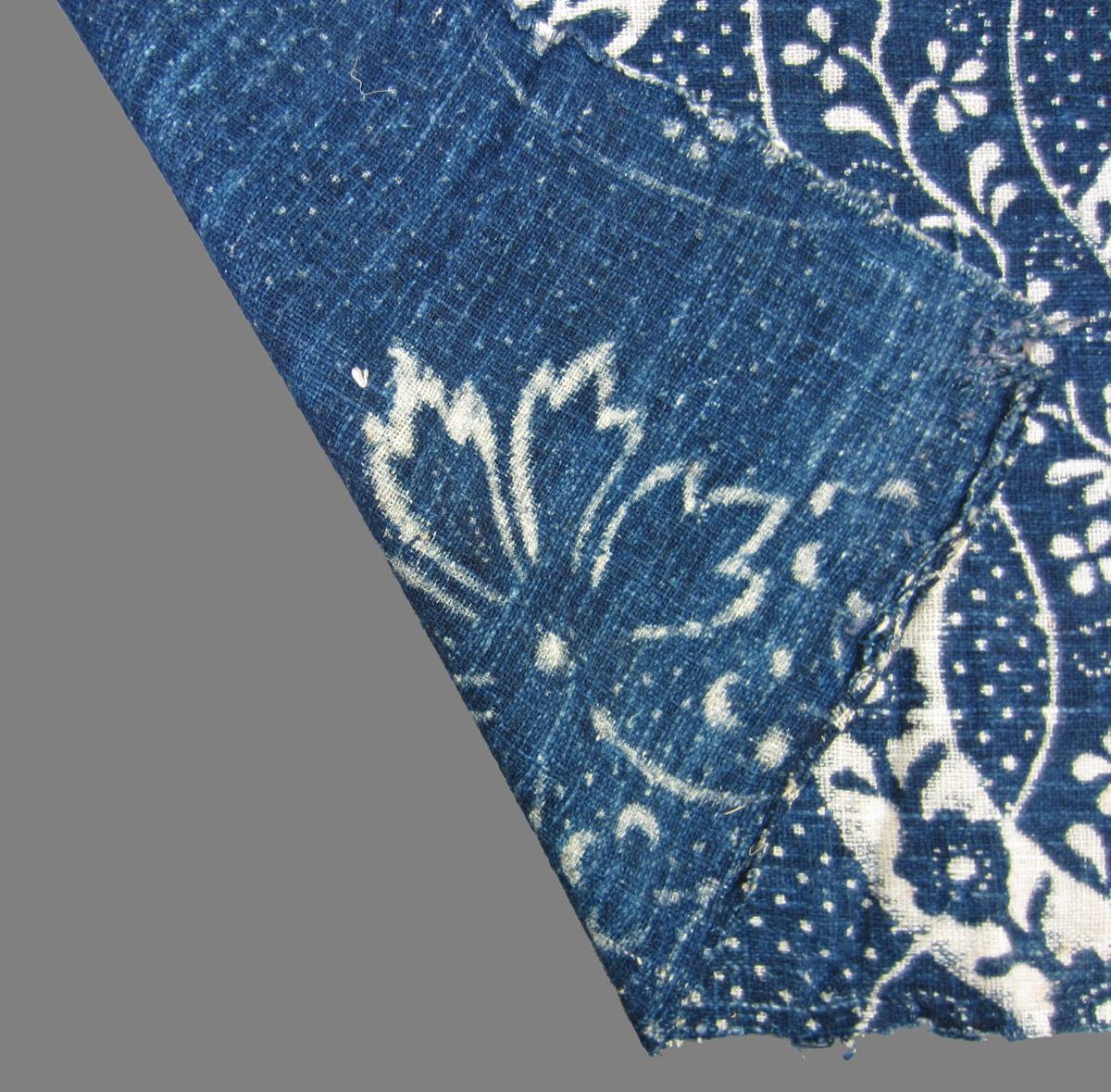1969.5416 textile, printed folded corner