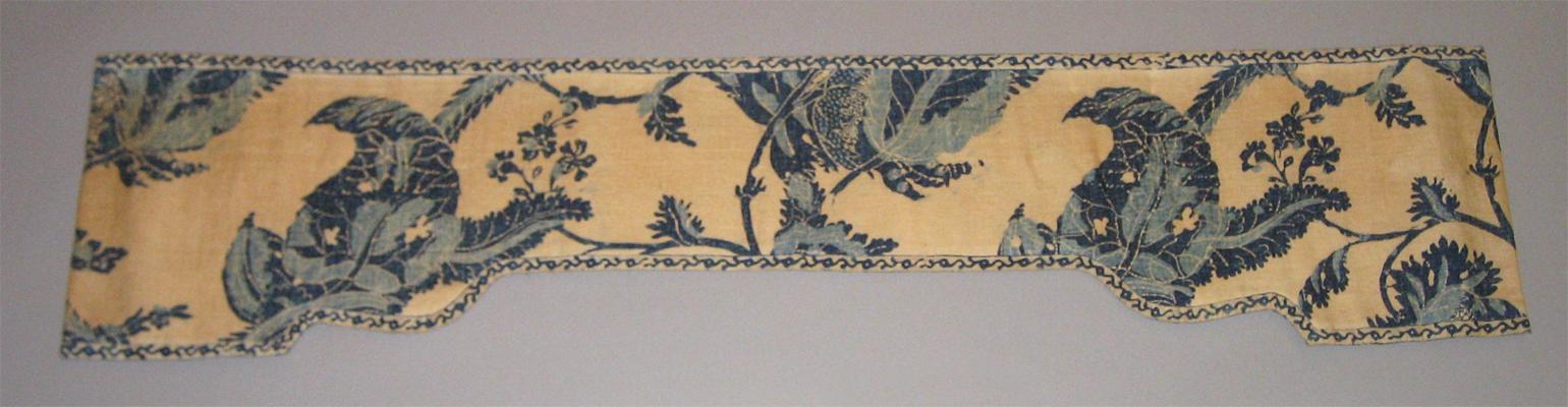 1952.0325.003 c Window hanging, valance