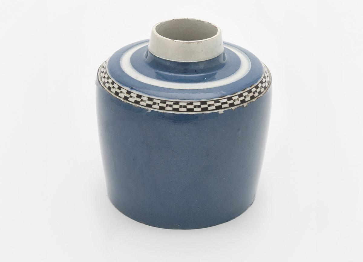 2008.0053.009 Tea canister, tea bowl