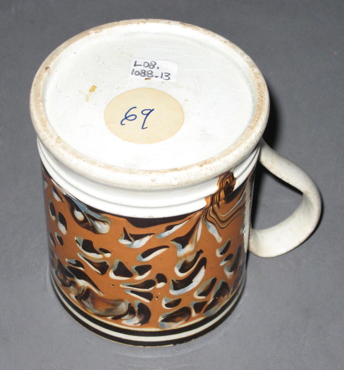 2008.0053.013 Mug bottom