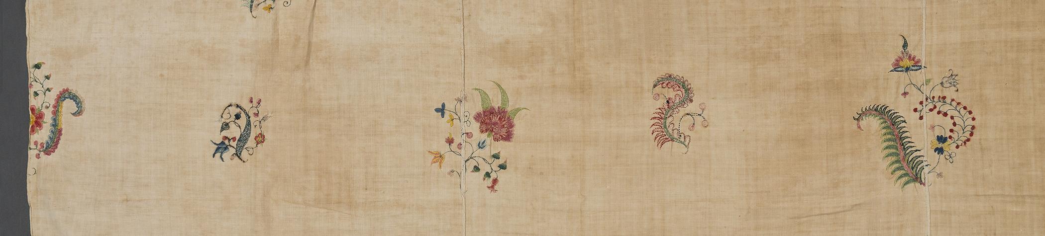 2008.0042.001 Petticoat fragment, detail 5, reverse