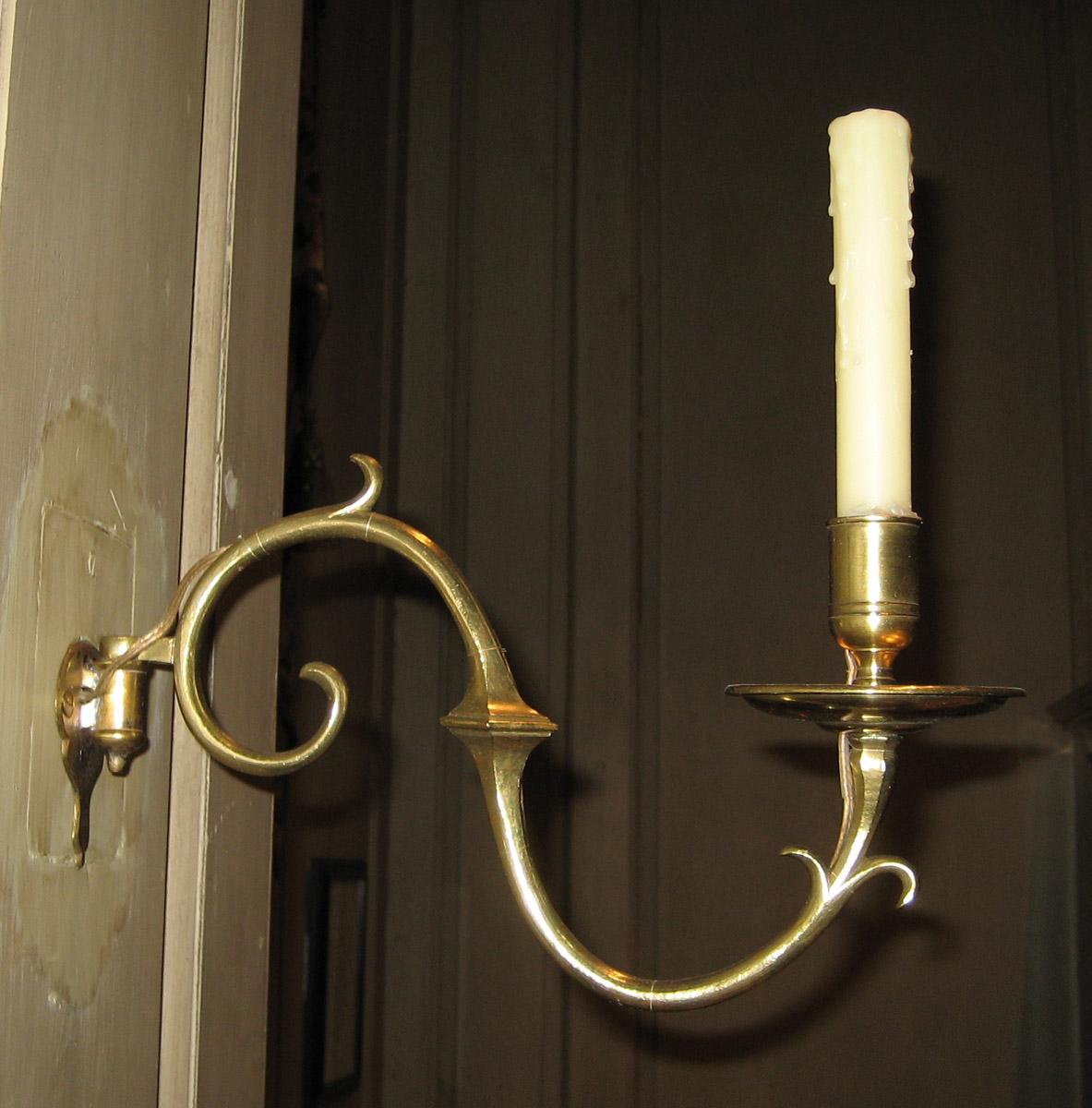 1958.2407.001 Sconce