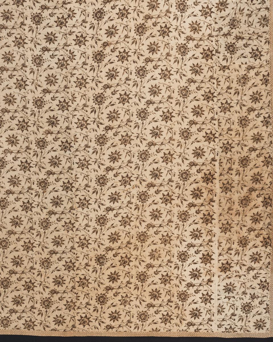1965.0031 Bedcover, detail 1