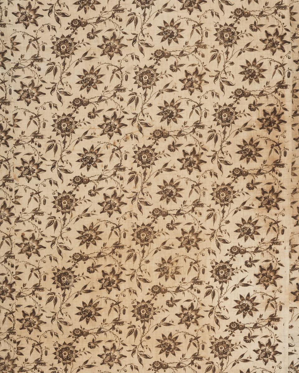 1965.0031 Bedcover, detail 3