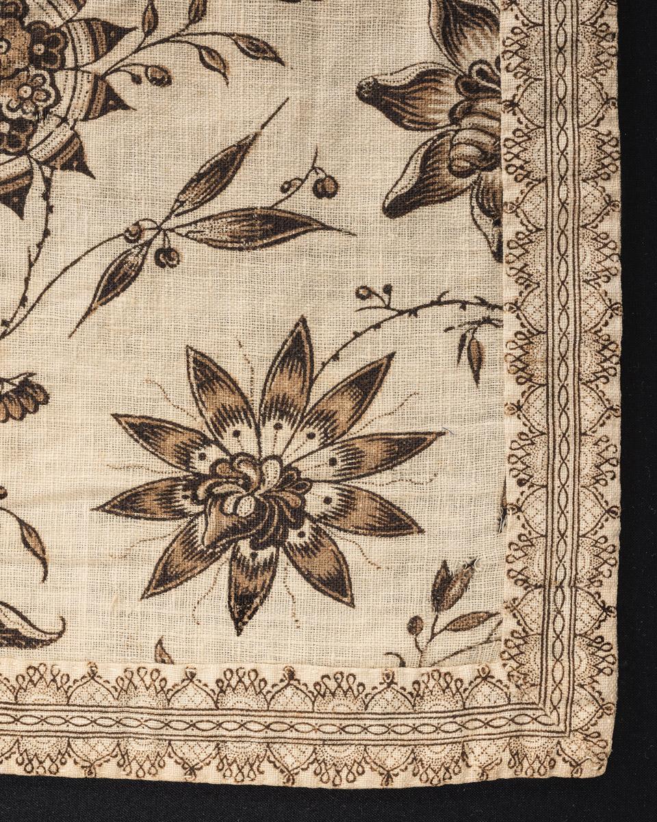 1965.0031 Bedcover, detail 6