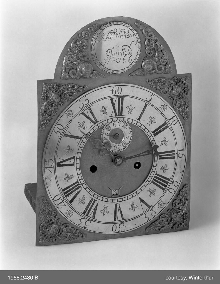 1958.2430 Clock face (bw)