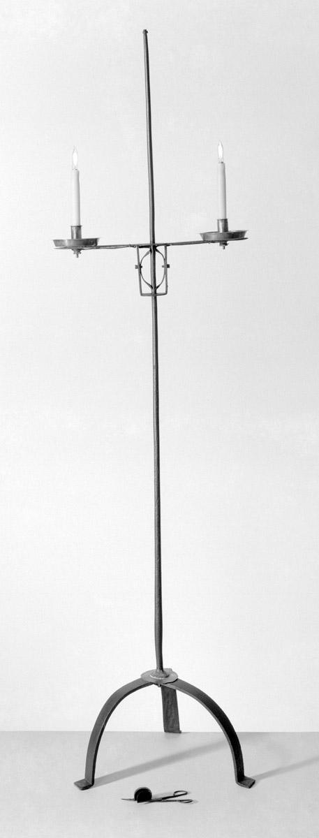 1958.2434 Candlestand