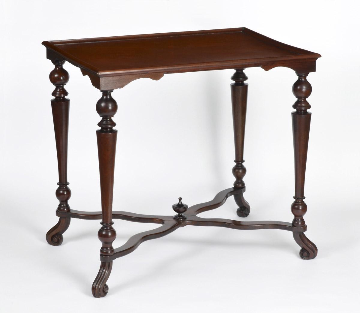 1953.0050 Table, view 1