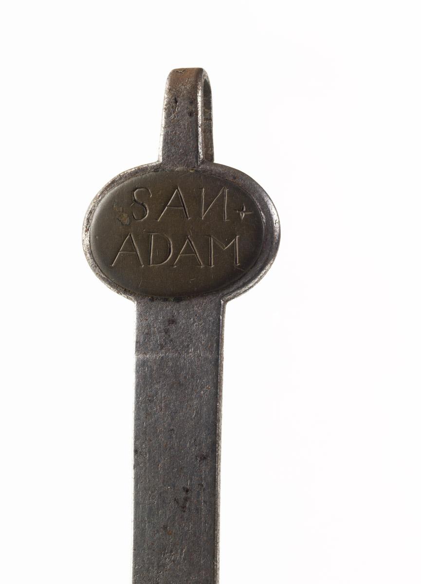2009.0038.002 Spatula, Turner (detail)