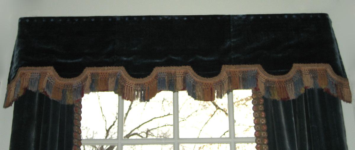 1958.0607 valance