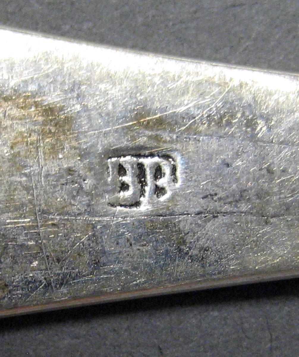 1998.0004.2064.003 Silver Spoon mark