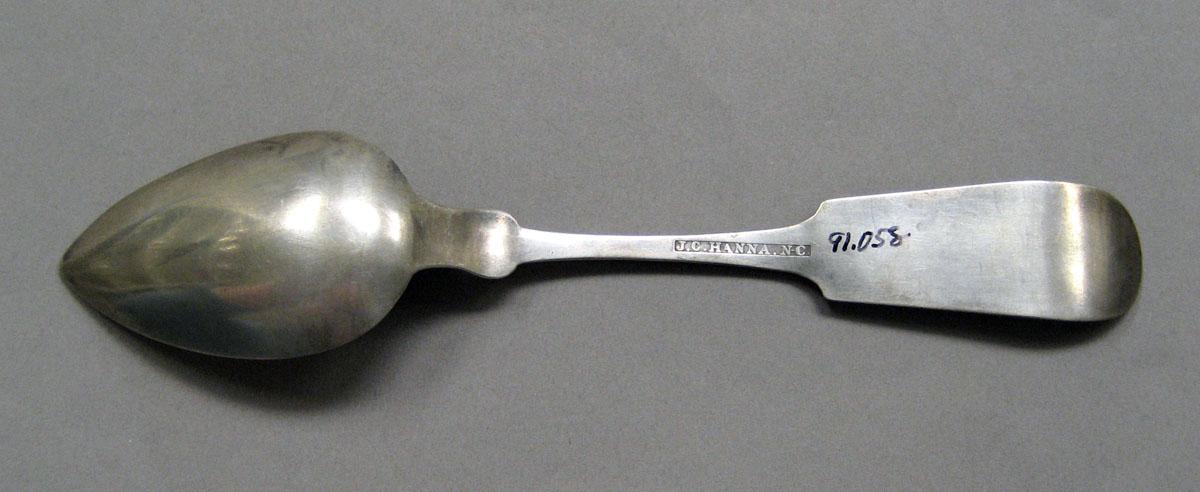 1998.0004.3554.002 Silver spoon underside
