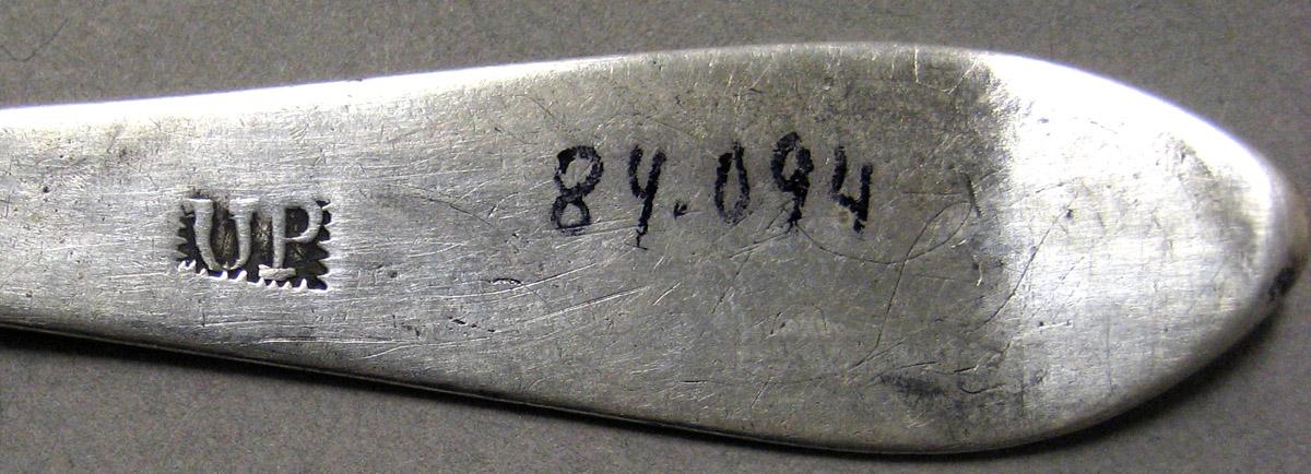 1998.0004.4069 Silver Spoon mark