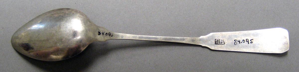 1998.0004.4070 Silver Spoon underside
