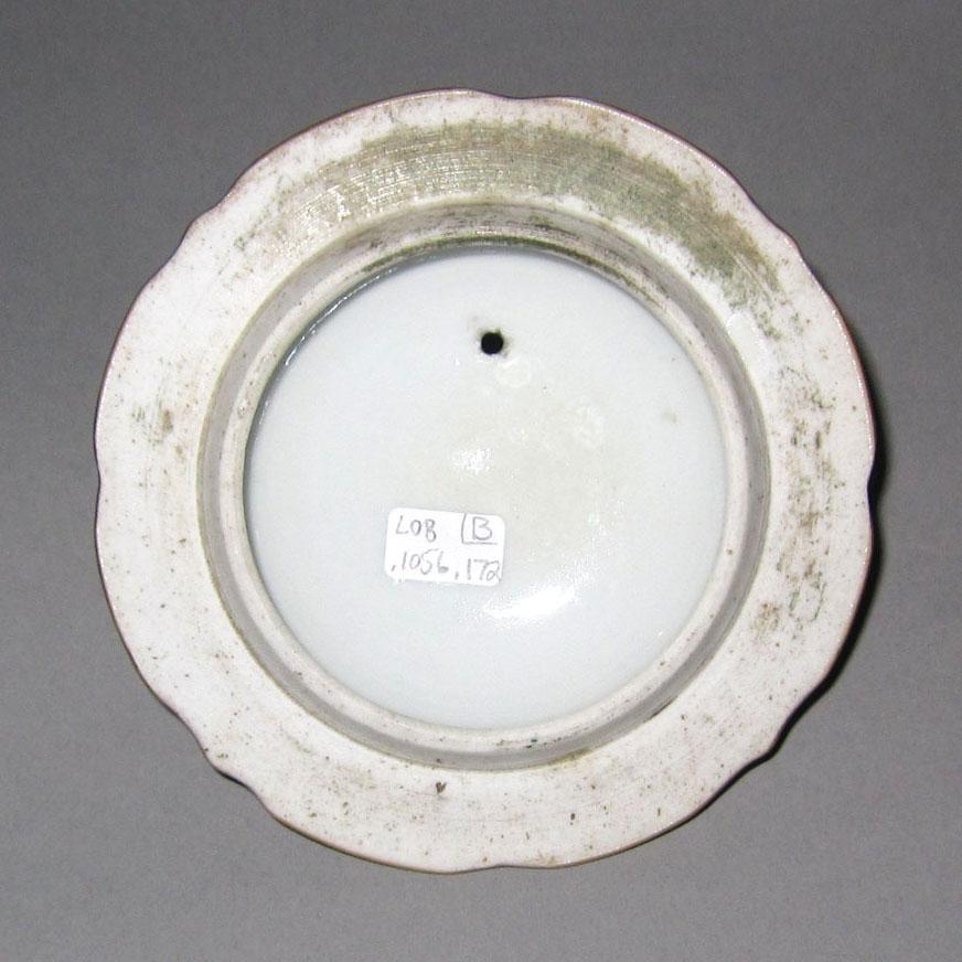 2010.0008.172 B Porcelain teapot underside