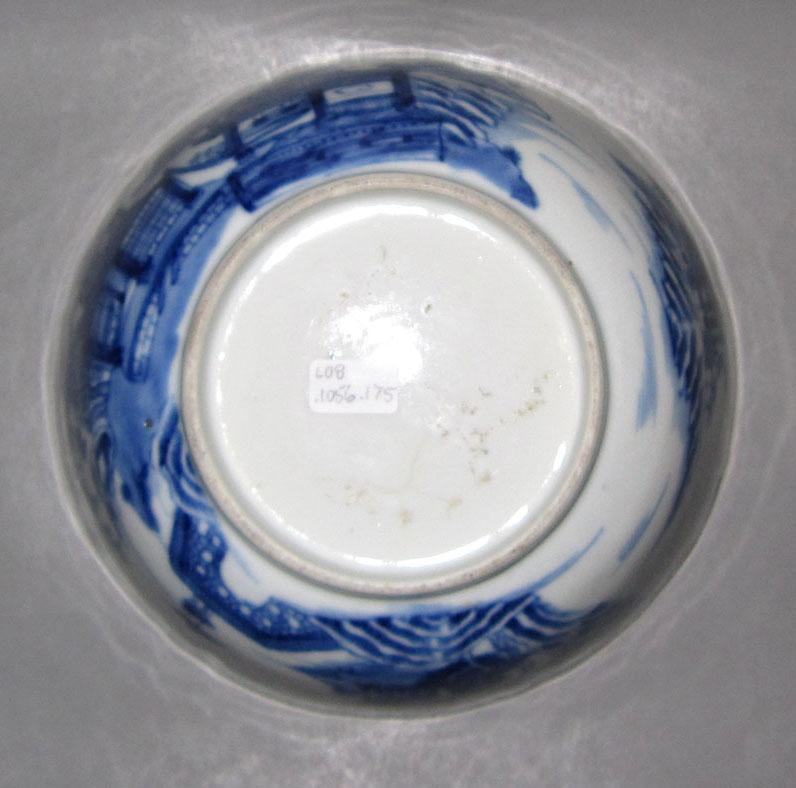 2010.0008.175 Porcelain bowl underside