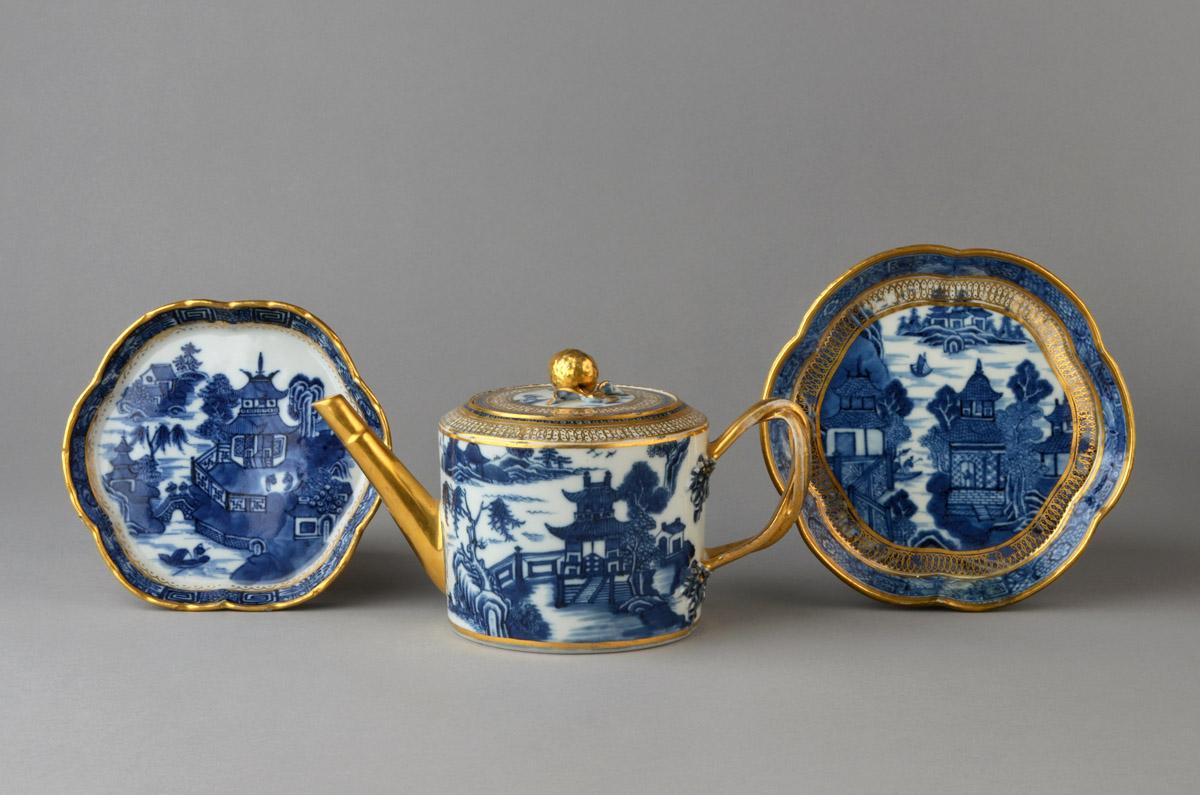 2010,0008.183, .180, .179 Teapot and teapot stands