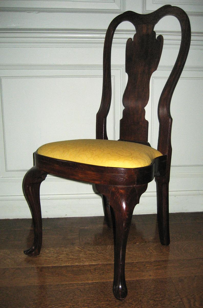 1998.0023 side chair and slip seat 2009.0500 view 1