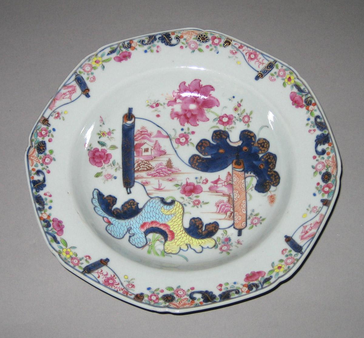 2010.0008.191 Porcelain soup plate