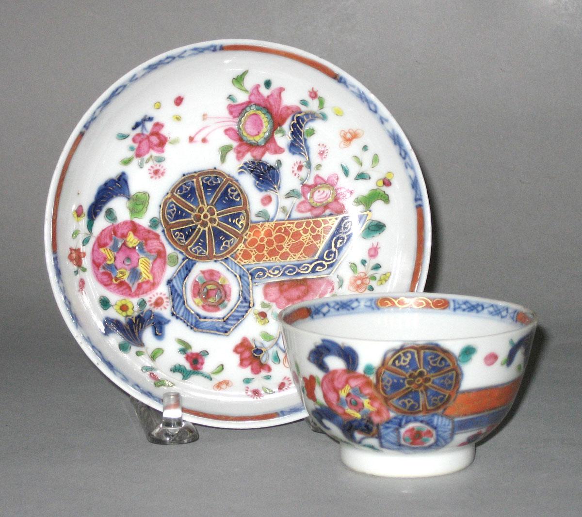 2010.0008.205 A,B Porcelain teabowl and saucer