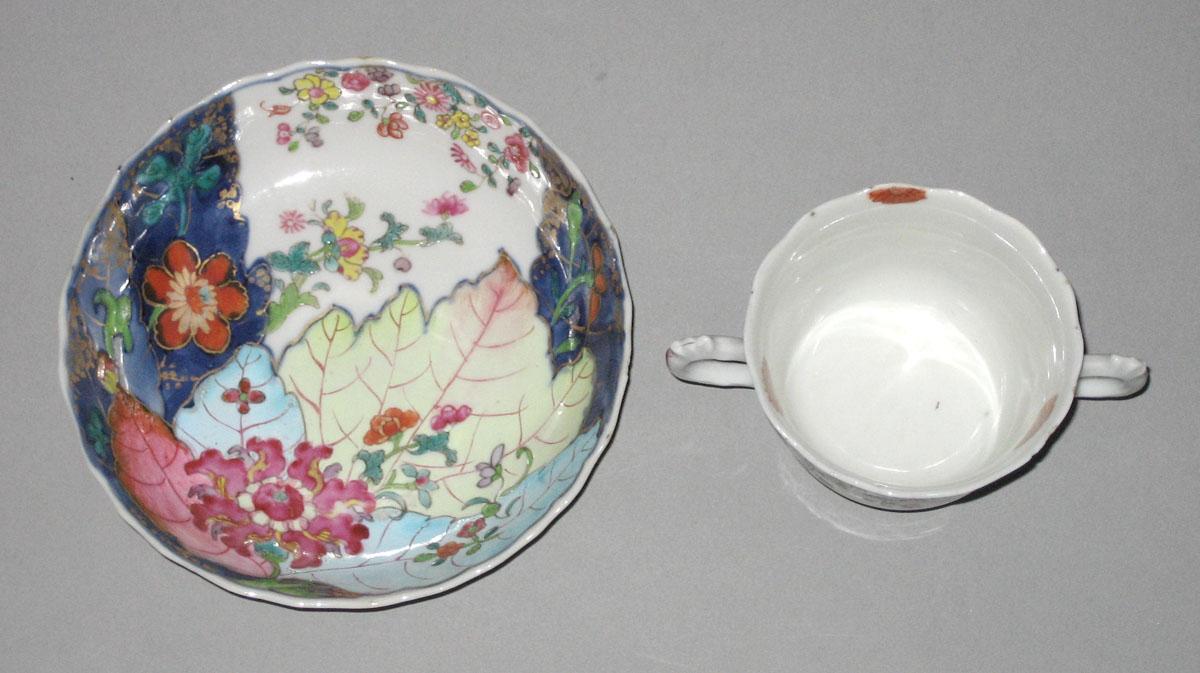 2010.0008.209 A,B Porcelain cup and saucer top