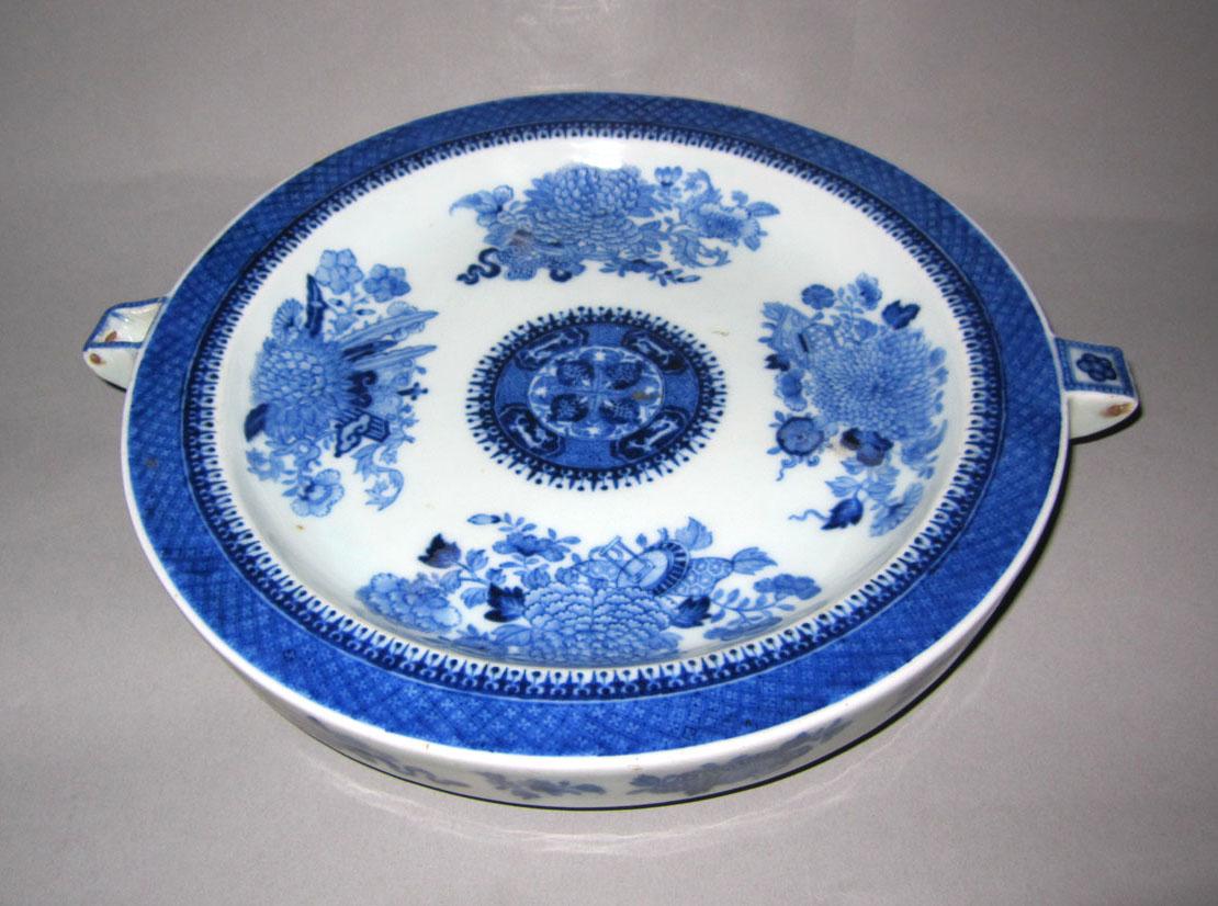 2010.0008.009 Porcelain plate