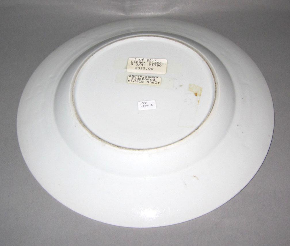 2010.0008.016 Porcelain plate underside