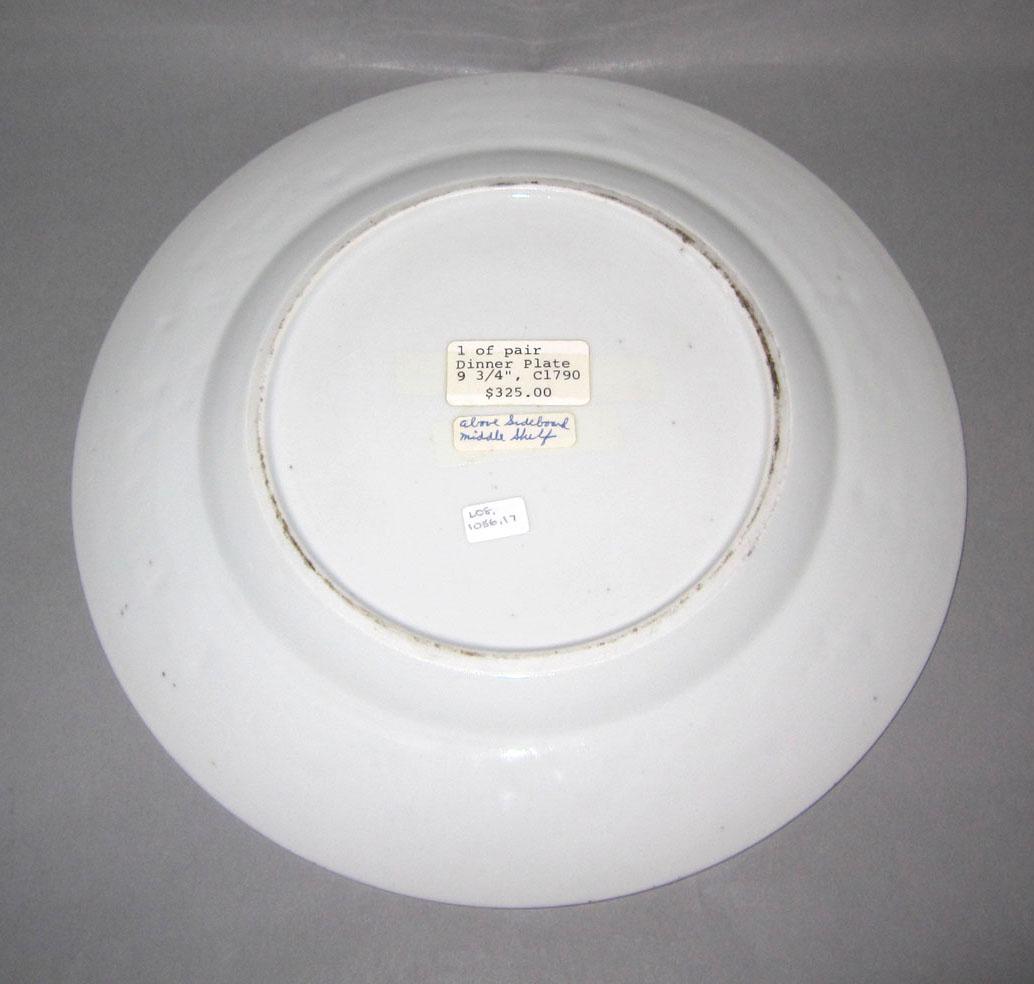 2010.0008.017 Porcelain plate underside