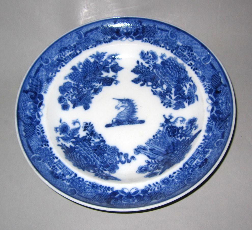 2010.0008.024 Porcelain plate