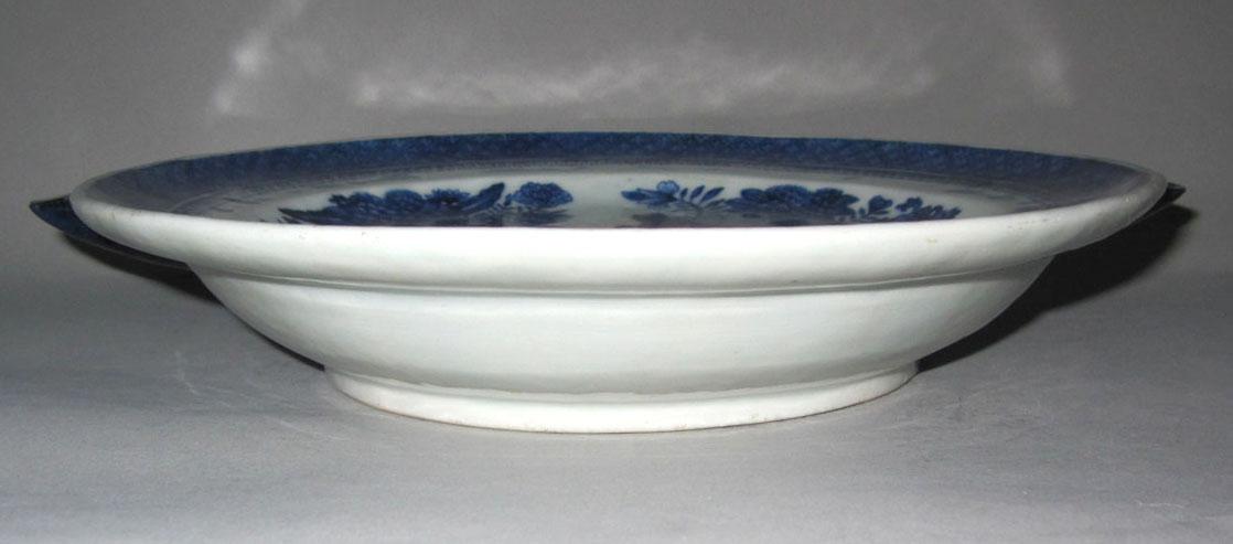 2010.0008.046 Porcelain plate side