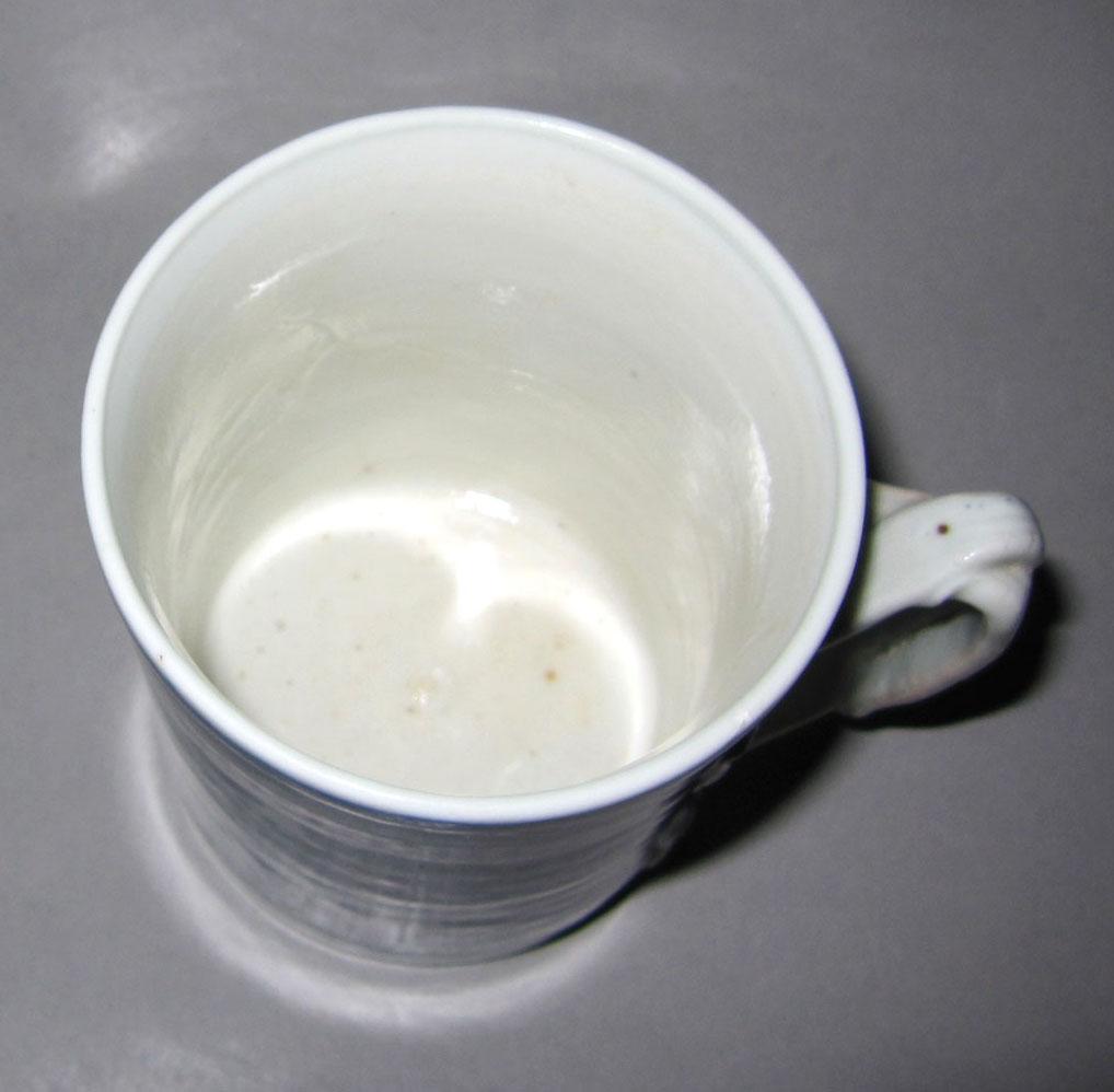 2010.0008.065.002 Porcelain mug top
